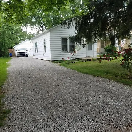 Roomy 1 Bdrm House-Hi-Speed Internet-Great For Cple-Sml Family-Easy To Get About